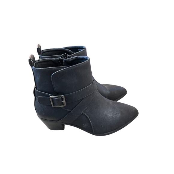 Maurices Claire Boots in Black Size 8 Zip up buckle boot - Picture 3 of 8
